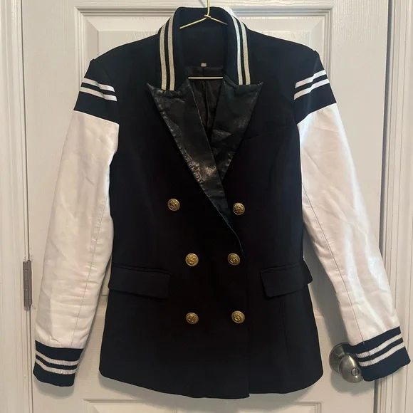 ✨ Nautical Luxe Varsity Blazer – Black & White with Gold Buttons ✨ - Picture 2 of 15